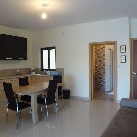 Eri Apartment 072 Qawra Exteriér fotografie